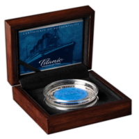 Titanic – 110 let, strieborná minca 5 oz Proof s modrou perleťou